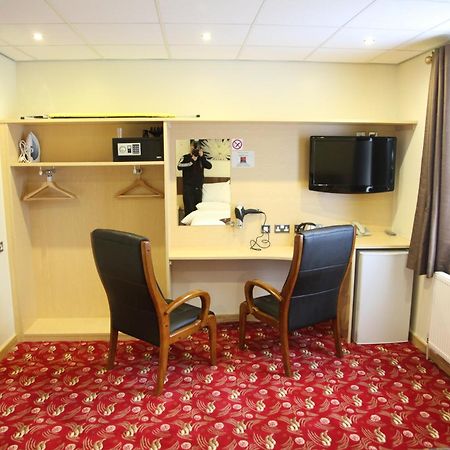 Cambridge Hotel Хъдърсфийлд Екстериор снимка