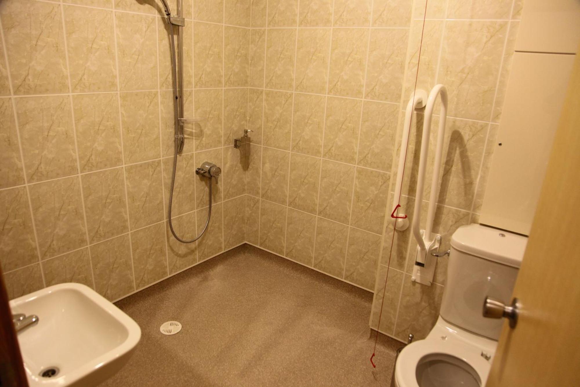 Cambridge Hotel Хъдърсфийлд Екстериор снимка