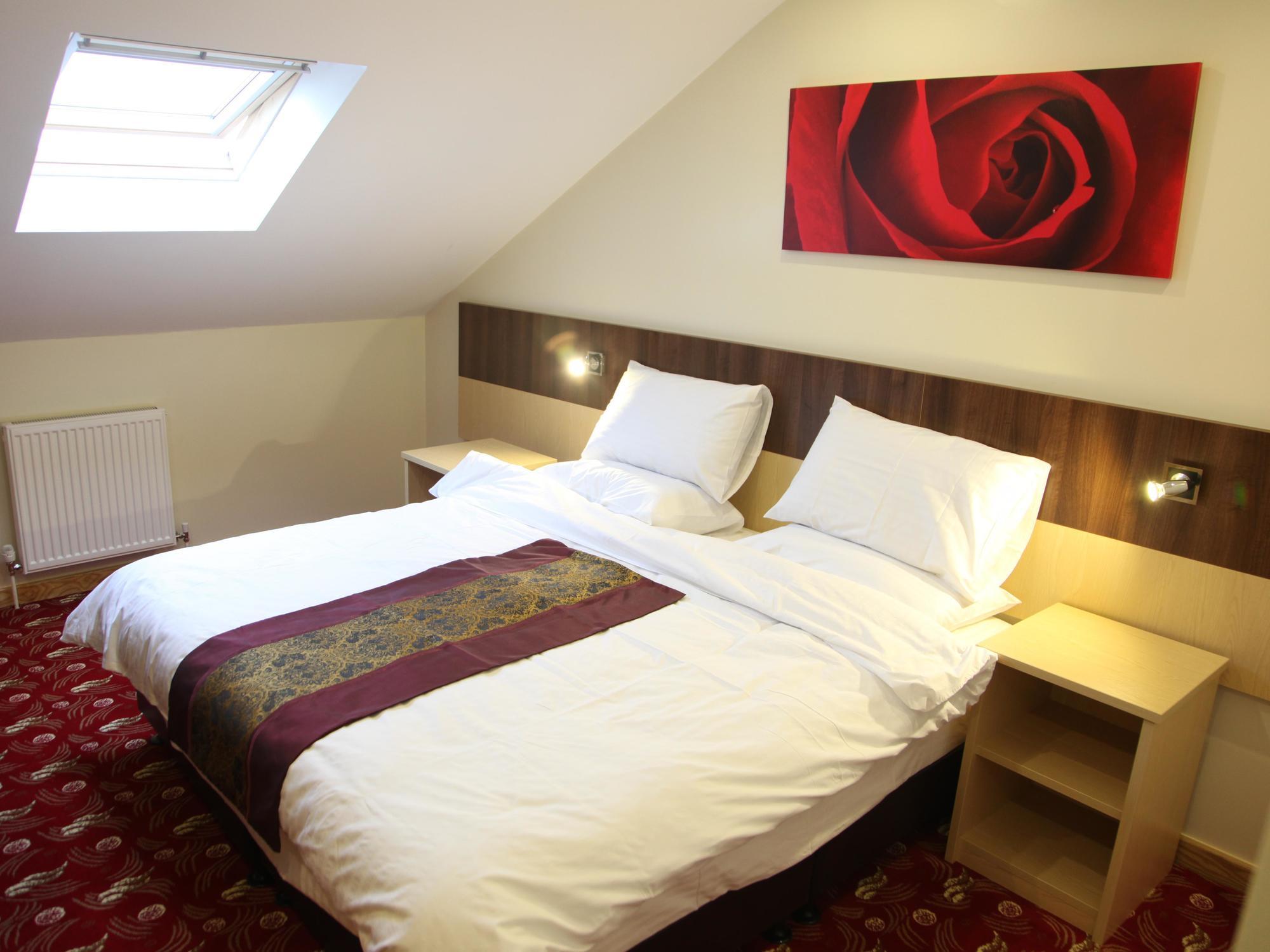 Cambridge Hotel Хъдърсфийлд Екстериор снимка